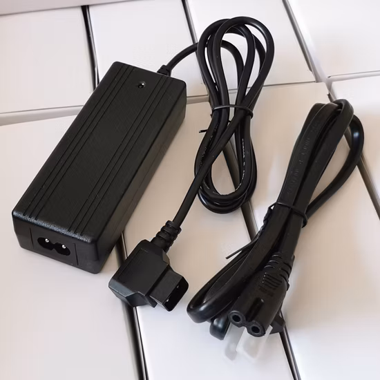 電動自転車用 48V 2A リチウムイオン/LiFePO4 バッテリー充電器